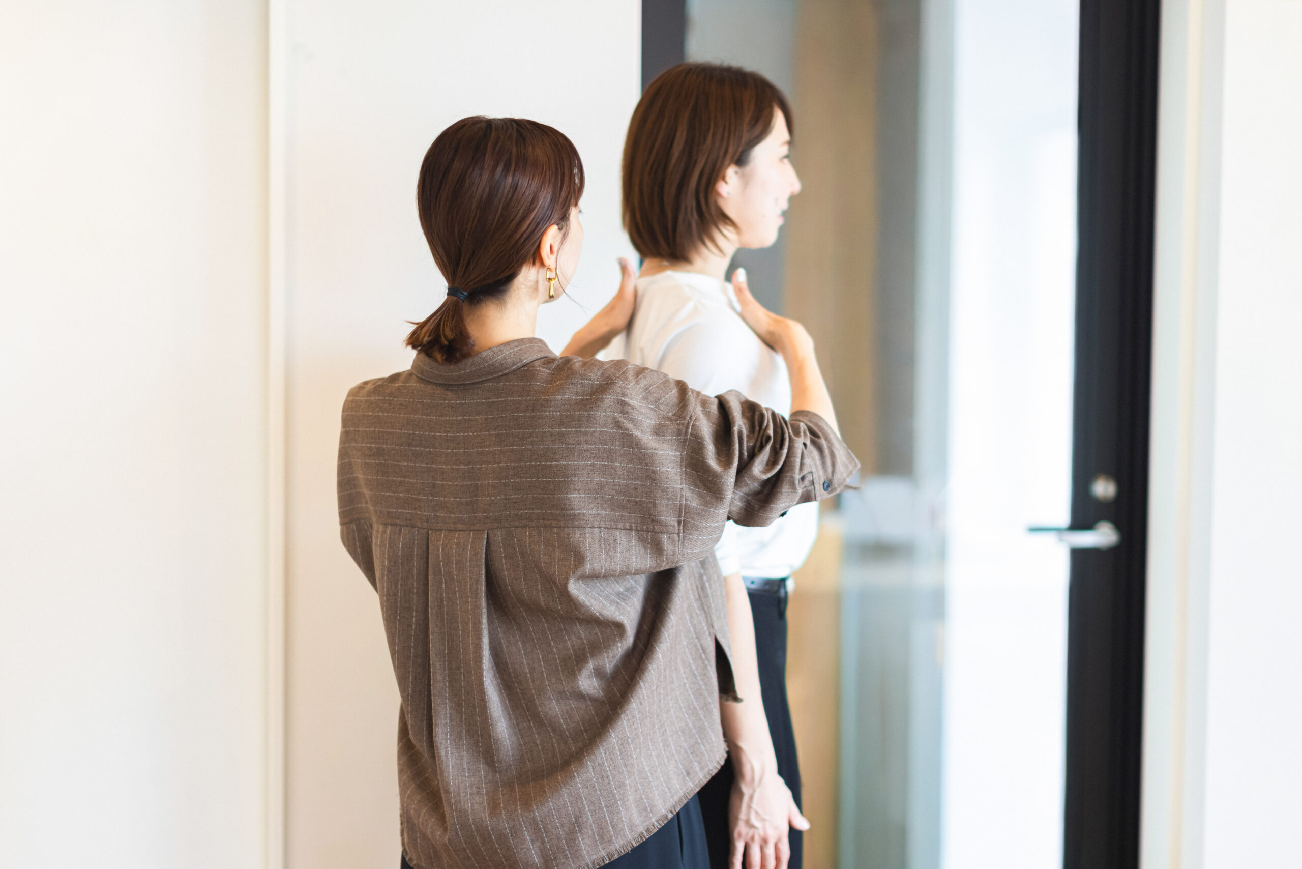 「似合う服がわからない」と感じる理由。年齢のせいではありません。